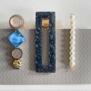 2/$20 Hair Clips